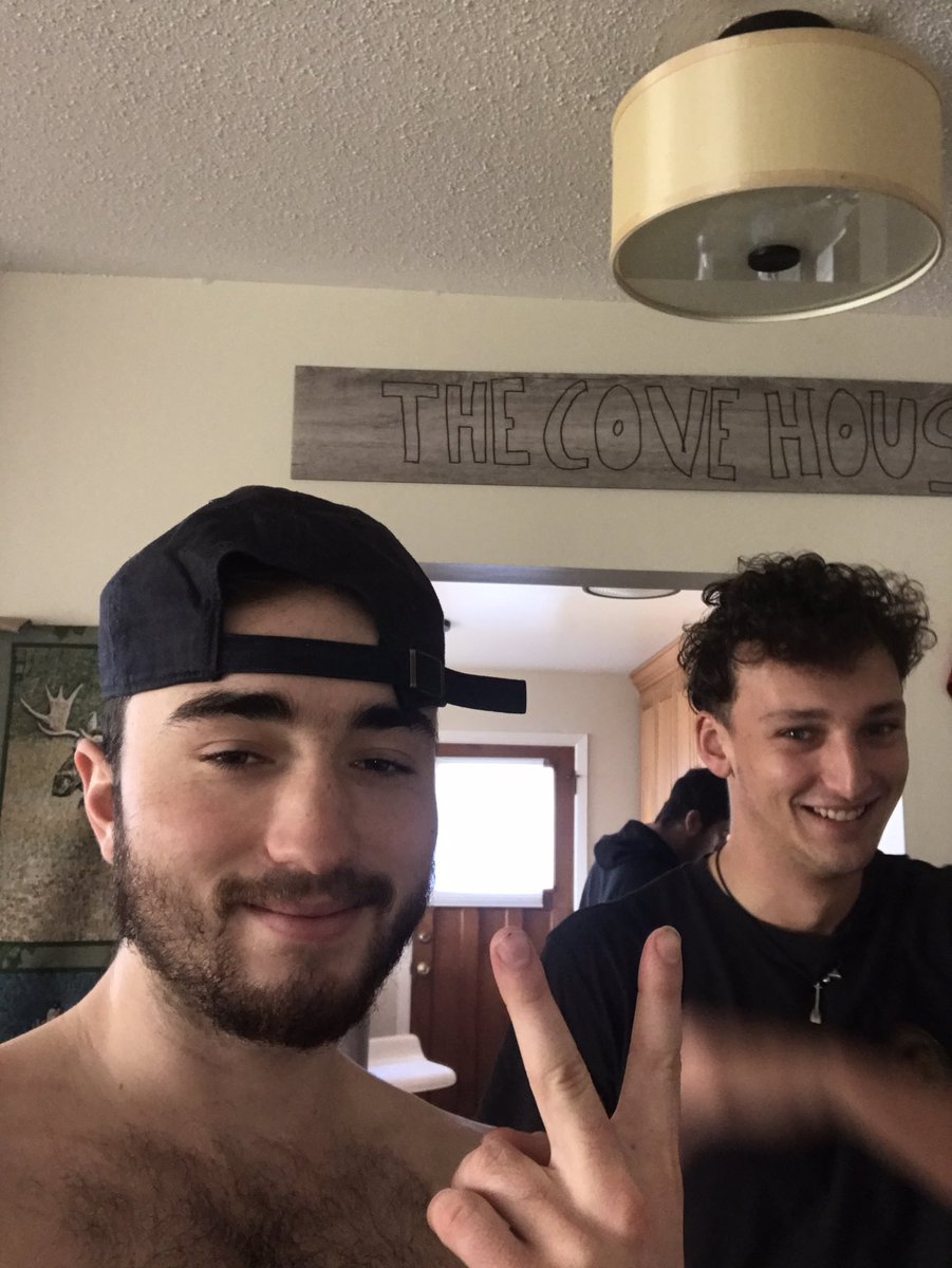 The_kayaker_'s tweet photo. Welcome to the cove house https://t.co/joSDEOtMvF
