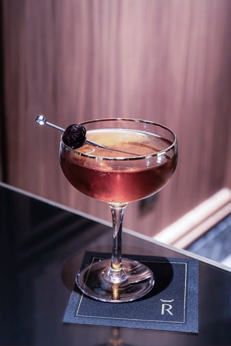 MYDRAP_NA's tweet photo. "Great minds drink alike" @reigntoronto

#hospitality⁠
#brandednapkins
#cocktailnapkins⁠
#reuserecycle⁠
#formalnapkins⁠
#washable⁠
#theperfectdetail⁠
#biodegradable https://t.co/LQu2zznpBV