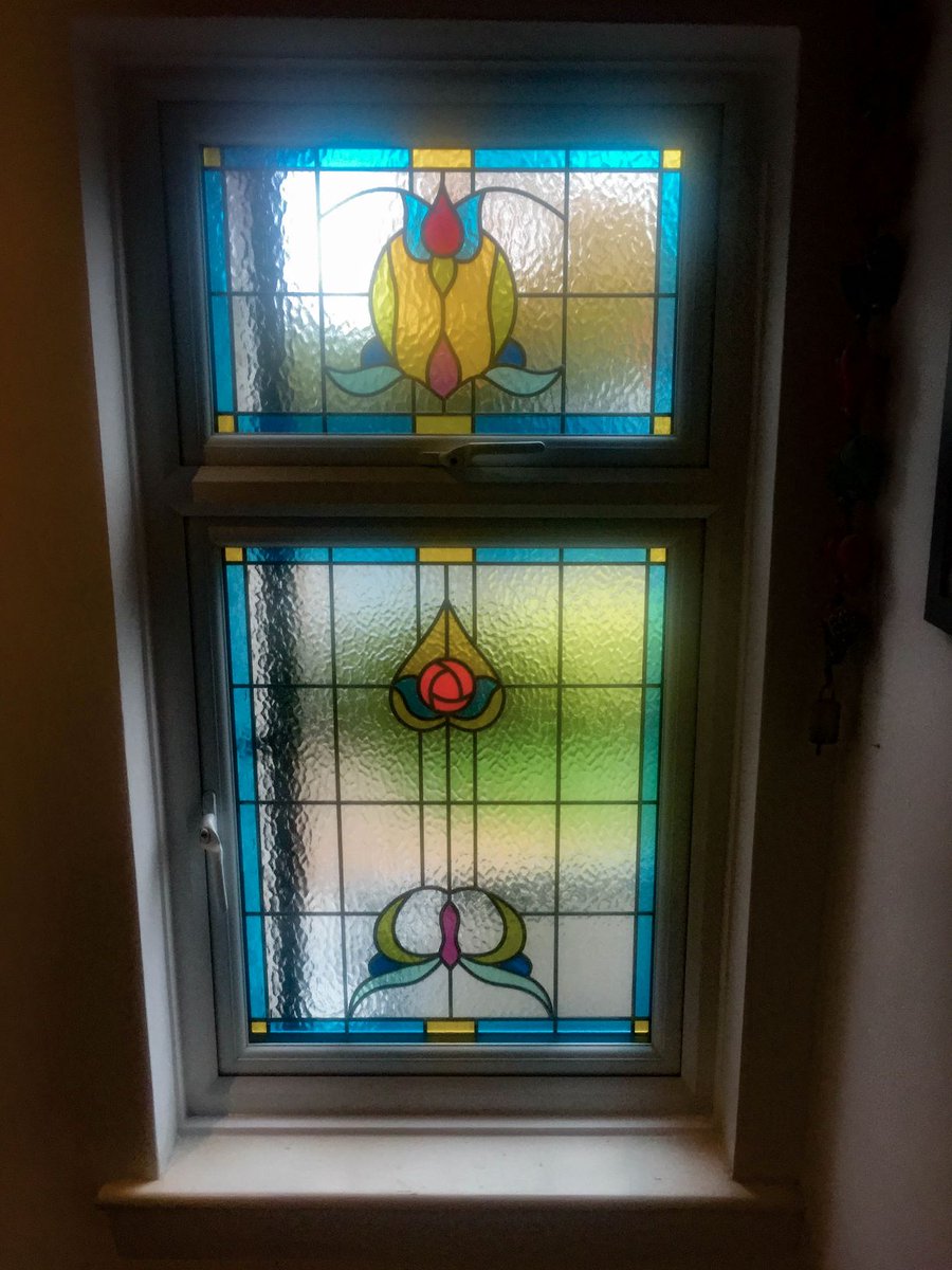 sciwindows's tweet photo. This pretty stained glass window is a real feature to this older style property in Epsom
#leadedglass #stainedglass #epsom #sciwindows
https://t.co/IbBWRuYsaq https://t.co/pB95P4zLn9