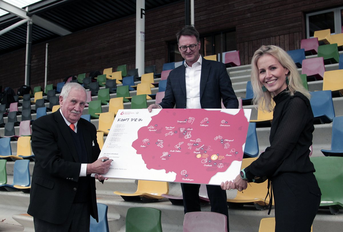 Vanmiddag ondertekende 🖋️ onze voorzitter Ruud Verbunt het startsein voor de Special Olympics Nationale Spelen 2022 in #Twente! 24 ‼️ sporten in de 14 Twentse gemeenten 🤩 Lees het persbericht op onze website bit.ly/startsein2022