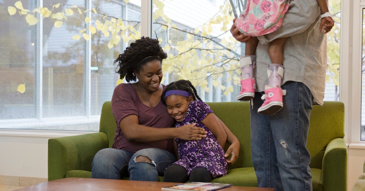 You can bring new hope to families near and far this holiday season. Give today to make your impact! 💙✨

facebook.com/donate/6952708…

#KeepingFamiliesClose