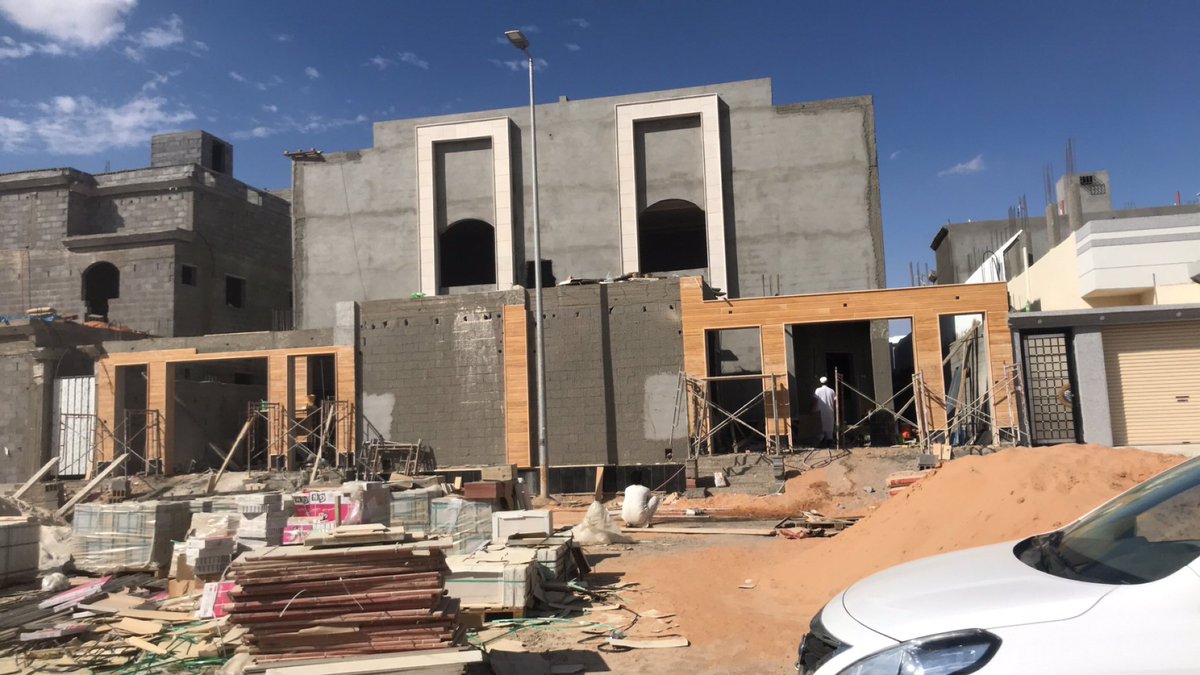 مشروع فلل سكنية في حي الاخضر قطعة رقم 1345 اعمال وتنفيذ مؤسسة شموع تبوك للمقاولات والتطوير العقاري للتواصل 0535830009 #تبوك_الان #تبوك #عقارات #شقق_للبيع #فلل_للبيع