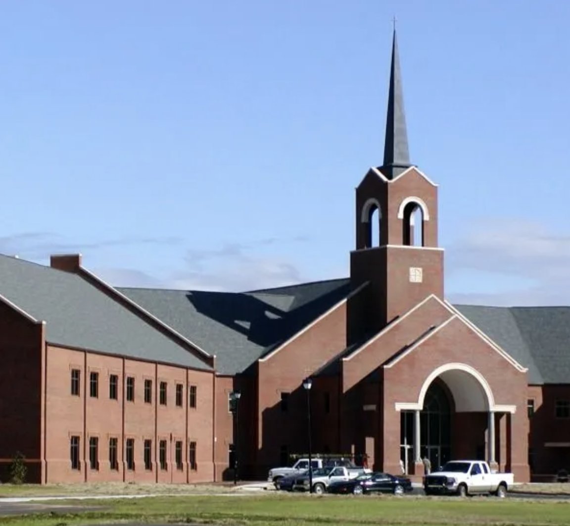 This $86 million federal courthouse bid has already been awarded. The winner: Payne Design Group, a three-person firm with no federal contract history. The firm mostly designs churches and schools. "God gives each of us a gift," the firm's site reads.  https://bloom.bg/32Bg6qQ&nbsp;