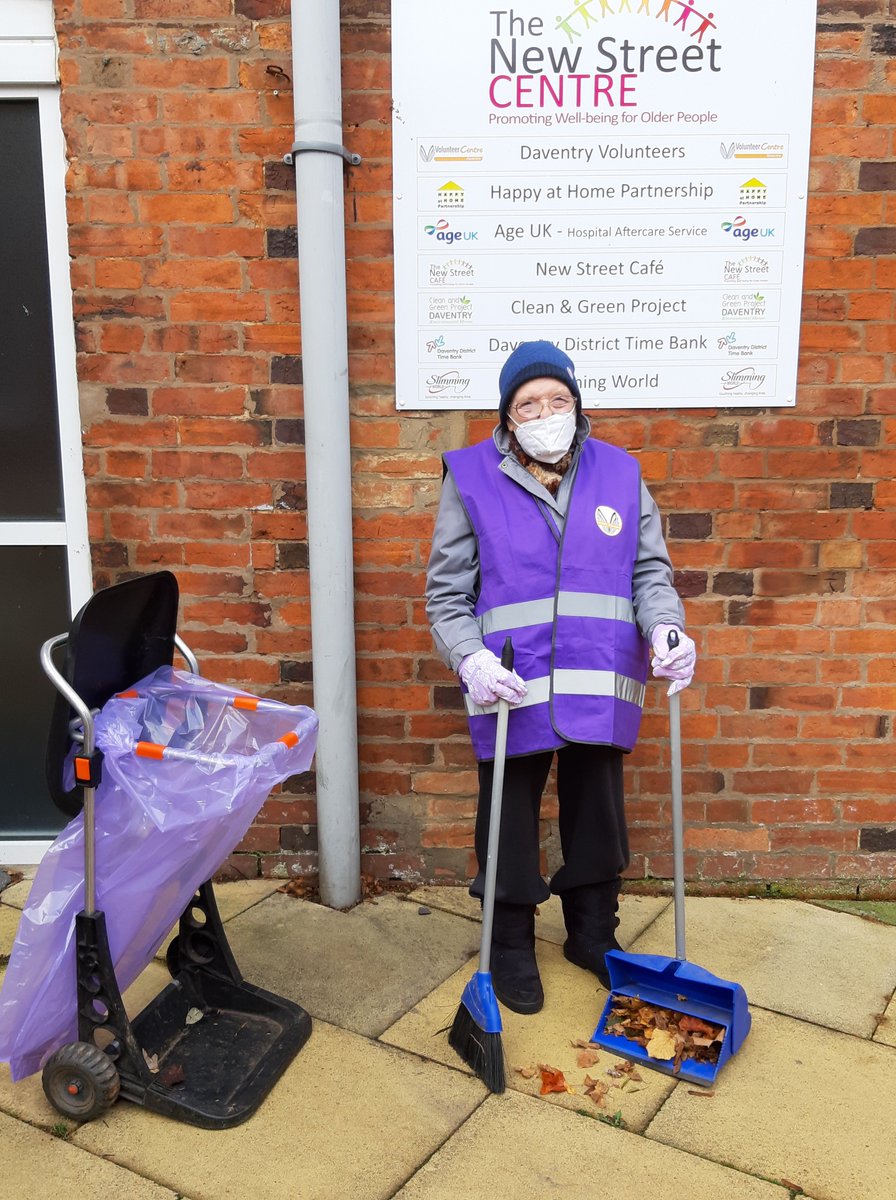CleanAngie's tweet photo. Here is Frances our amazing volunteer. Thank you to the people who took the time to stop &amp; thank Frances for sweeping up the leaves by Tesco yesterday she loves to make sure the paths are safe for the public &amp; really loves the praise she receives. :) Thank you Frances @DaventryVC https://t.co/30MPE9CK6I