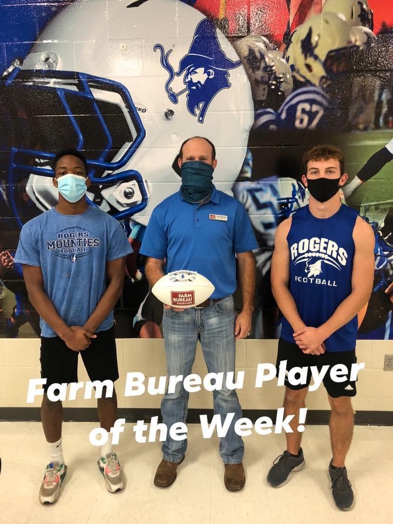 gpitts02's tweet photo. Honored to be chosen as Farm Bureau player of the week for the second time! I play on a great team with great men, that is why I succeed.  8 catches 151 yards and 3 TDs.  God is good! https://t.co/JGf6lzHTT8