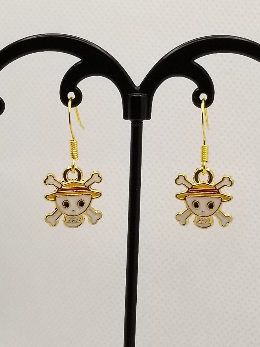 Any One Piece fans around? At $4 per pair plus shipping these make great stocking stuffers.