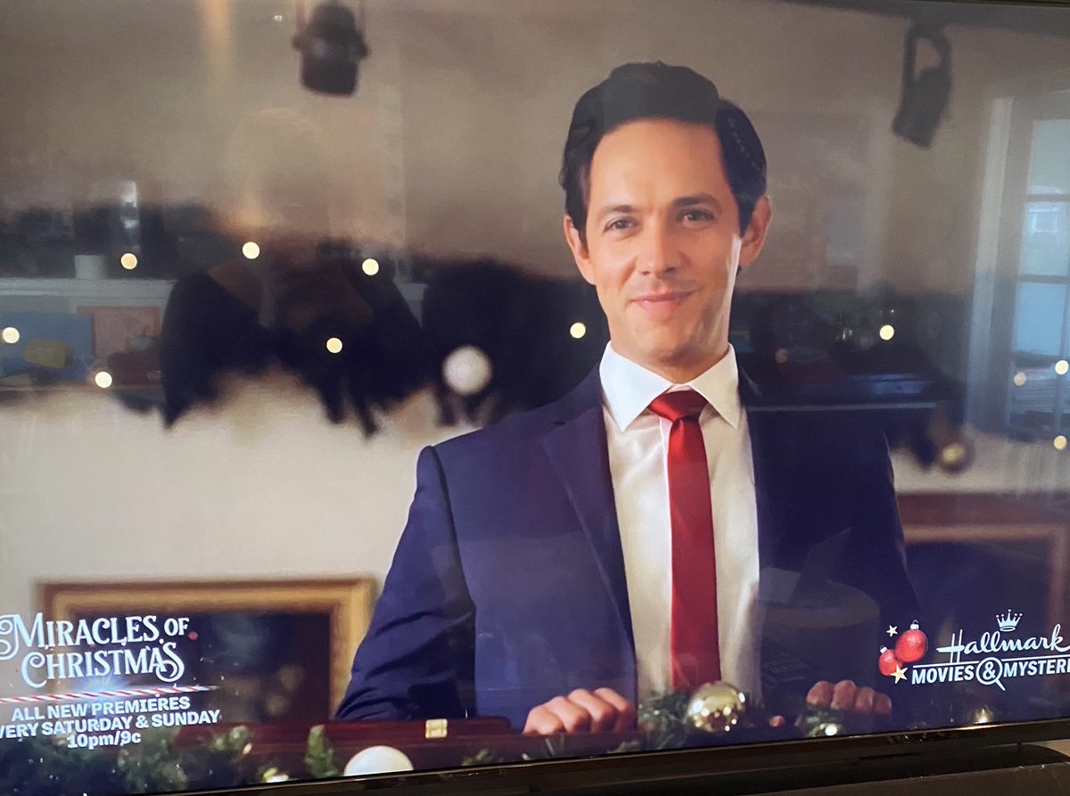 CaitCotten's tweet photo. Pretty sure #JonOssoff is moonlighting as a Hallmark Christmas movie hunk. @ossoff #hallmarkchristmasmovies #CountdowntoChristmas #georgia #electjon #vote #thechristmasbow https://t.co/uK2w6h7Lmy