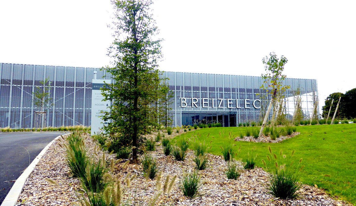 BREIZELEC_'s tweet photo. Vous pouvez compter sur nous, notre équipe reste à son poste pendant la durée de ce confinement, dans le respect des gestes barrières. Prenez soin de vous. https://t.co/8CGlNTe7bL