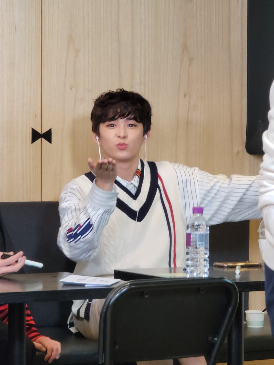 DIA_CRUNCH's tweet photo. 2주년 축하해요 디아나! 여러분 덕에 정말 행복해요 앞으로도 우리 항상 행복해요ㅎㅎ 제가 많이 딜랑합니다😍

#디크런치 #디아나 #디아나2번째생일 #딜랑해요❣ https://t.co/BBp2q9X3AV
