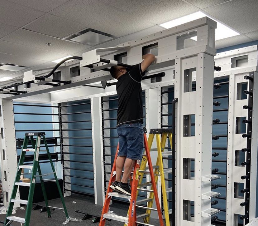 marathonfitnes's tweet photo. Swipe to see the Queenax progress at Reeves County Recreation Center 🔥👏
.
.
.
#marathonfitness #precor #queenax #reevescounty #fitness #fitnesscenter #reccenter #texasfitness #progress https://t.co/ZFvNhbfaYy