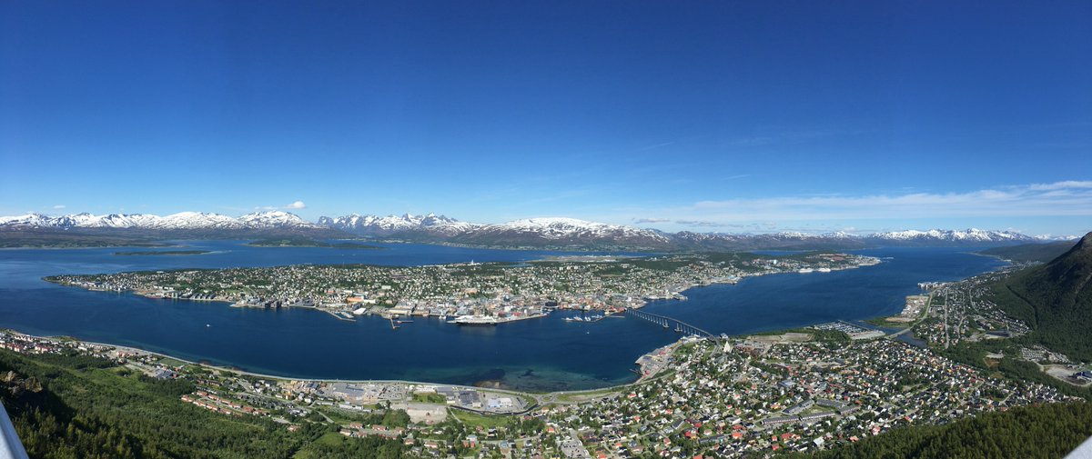HansenMagnusson's tweet photo. A straightforward claim perhaps, but really: "What does it take to hold shared responsibility for the #Arctic region?" 
A brief sketch of the discussion has been published with @global_policy
https://t.co/l1t3I7KIjL https://t.co/uLkzHapSoM