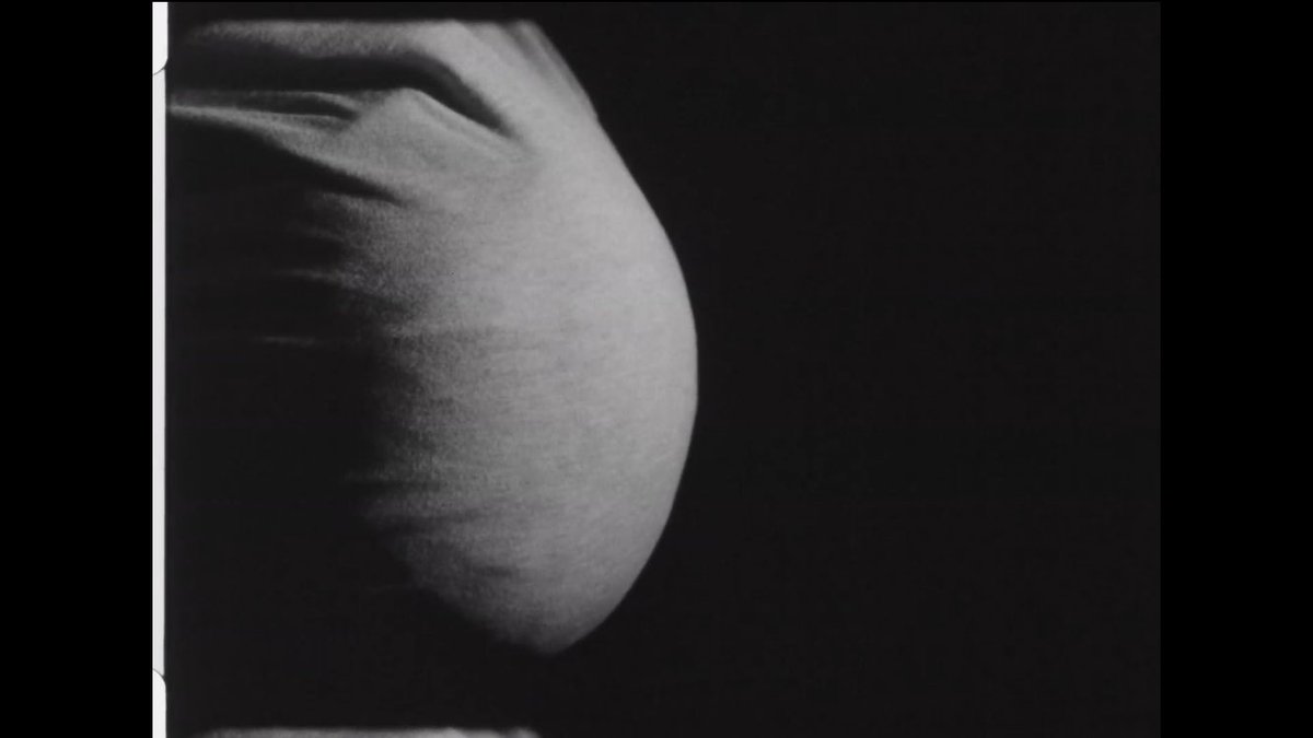 IsabellaTomo's tweet photo. #16mm Shots from the studio 🎞🌏 https://t.co/6yiw1xd6DJ