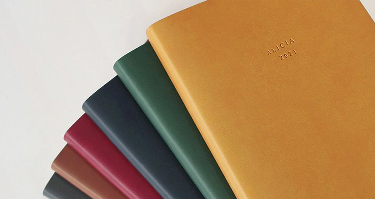 spectrum_print's tweet image. Spectrum personalised gift items. 

Give your clients a top notch quality gift item to leave a lasting impression on them.

Shop now at spectrumdubai.com

#Giftitems #yearend #personalgifts #notebook #CatchallValetTravelTrays