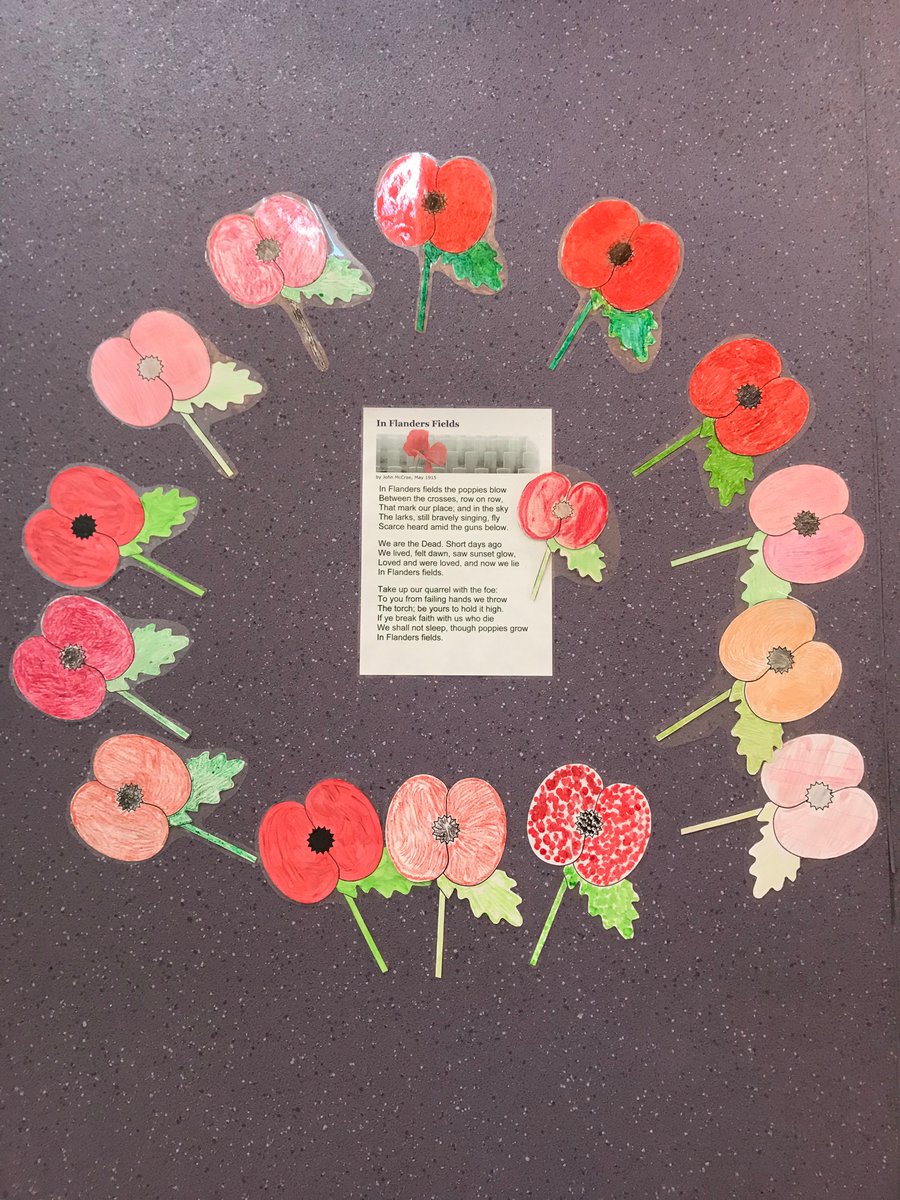 NphWard's tweet photo. Yesterday we wanted to mark Remembrance Day so created this mural and collectively honoured the two minutes silence. https://t.co/MPMltDQYN6