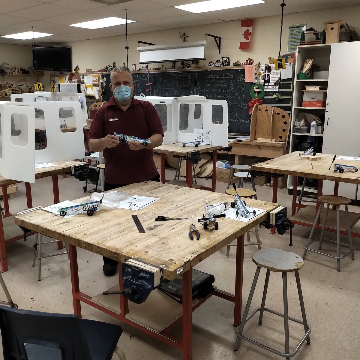 alankyeung's tweet photo. The OYAP Propeller Car.  Amazing student engagement for the TIJ1O Grade 9 Integrated Tech course.

@lionsnewstoday @WellCDSBOYAP @isthisnextweek @NSGBuildit 
#WhatWCDSBDoes https://t.co/aDTqIA5Q4l