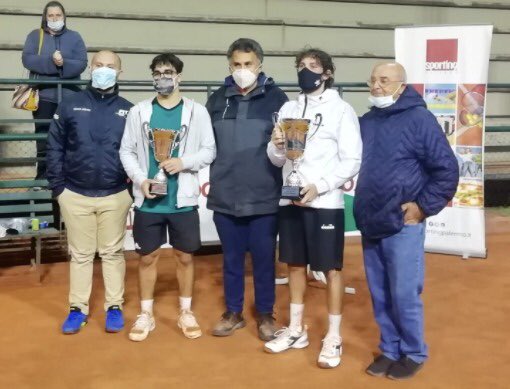 🎖Complimenti ai nostri Edgardo Zanetti, Alessandra Xibilia e Alessandra Fiorillo che hanno fatto molto bene al torneo di Terza categoria che si è concluso ieri allo Sporting Village di Palermo, in mezzo a quasi 200 atleti di tutta la Sicilia! #tennis #palermo #tc2 #sicilia