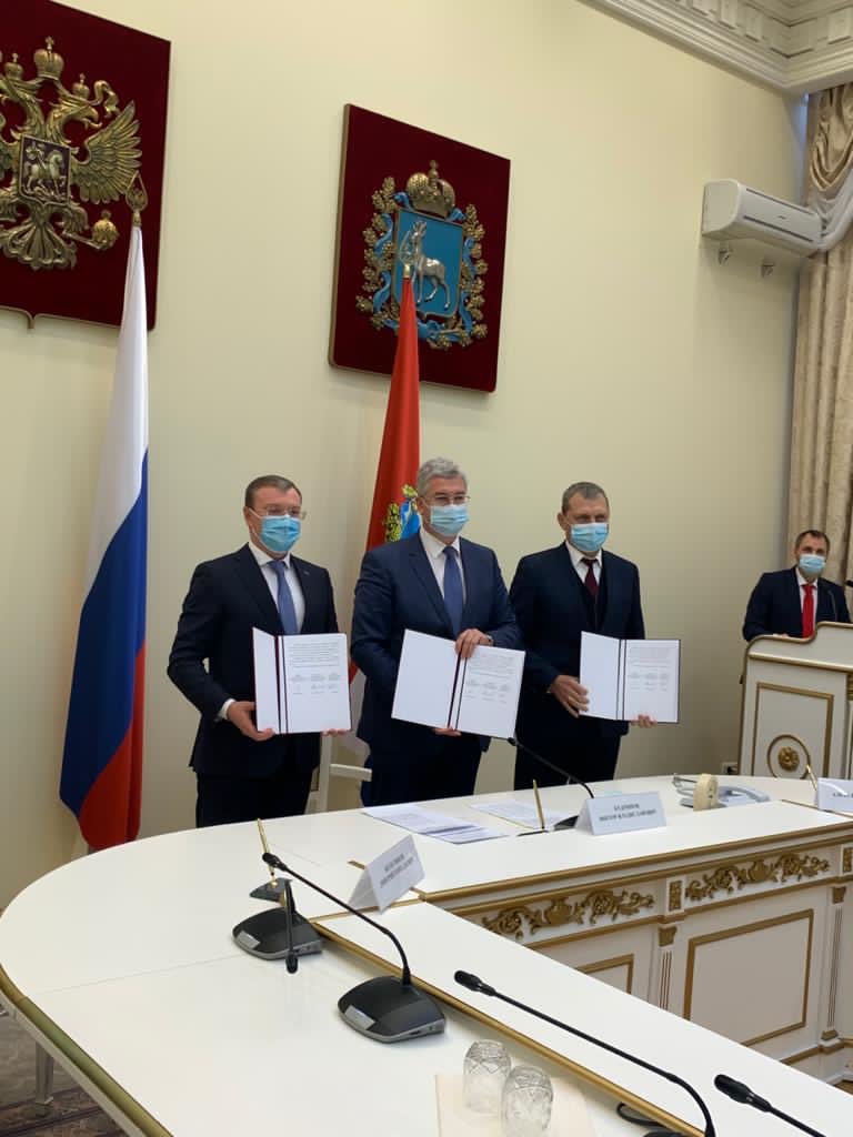 Сегодня в День профсоюзов в Доме правительства Самарской области было подписано Допсоглашение  к Самарскому областному трёхстороннему соглашению #фпсо63 #соцпартнерство63