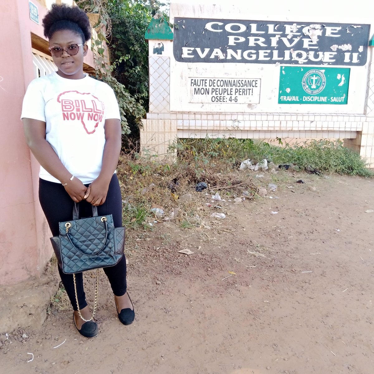 kabre98's tweet photo. BILLI now now. Un projet d'engagement qui #aide beaucoup les jeunes. Surtout en milieu scolaire et universitaire...la sensibilisation sur les #droits en santé sexuelle et reproductive est nécessaire.
@Monica_Kerrigan 
@PPFA 
@Burcaso 
@Peptad 
@BilliNowNowII 
@MissBa https://t.co/UwXuceJpvx