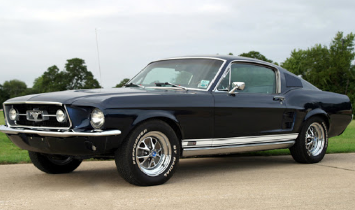 CarsJepson's tweet photo. Newly Restored 67' Mustang Fastback! https://t.co/GbmF7US33R