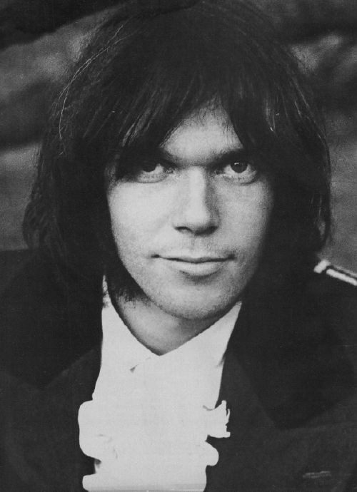 happy birthday to the sexiest most emo folkie to have ever folked!! here is a thread of sexy emo man aka neil young bc i  #love him