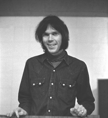 happy birthday to the sexiest most emo folkie to have ever folked!! here is a thread of sexy emo man aka neil young bc i  #love him