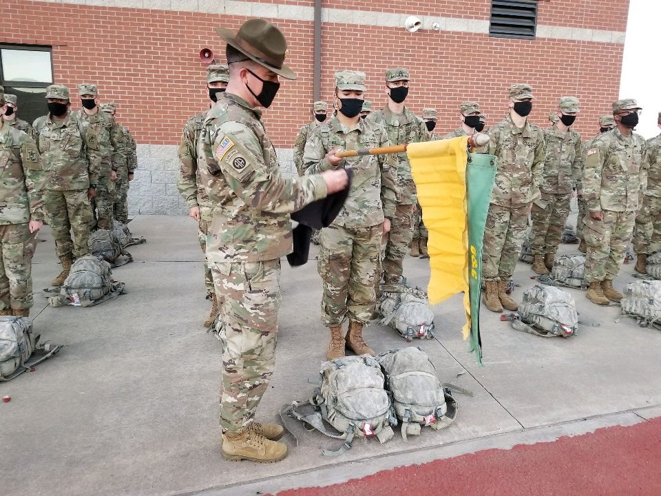 CdrAlpha795's tweet photo. The Avengers move into the final Gold Phase of training!
#welcometotherock #sendme @G6_795th @14th_MP_Brigade https://t.co/vpI4EAZZ9T