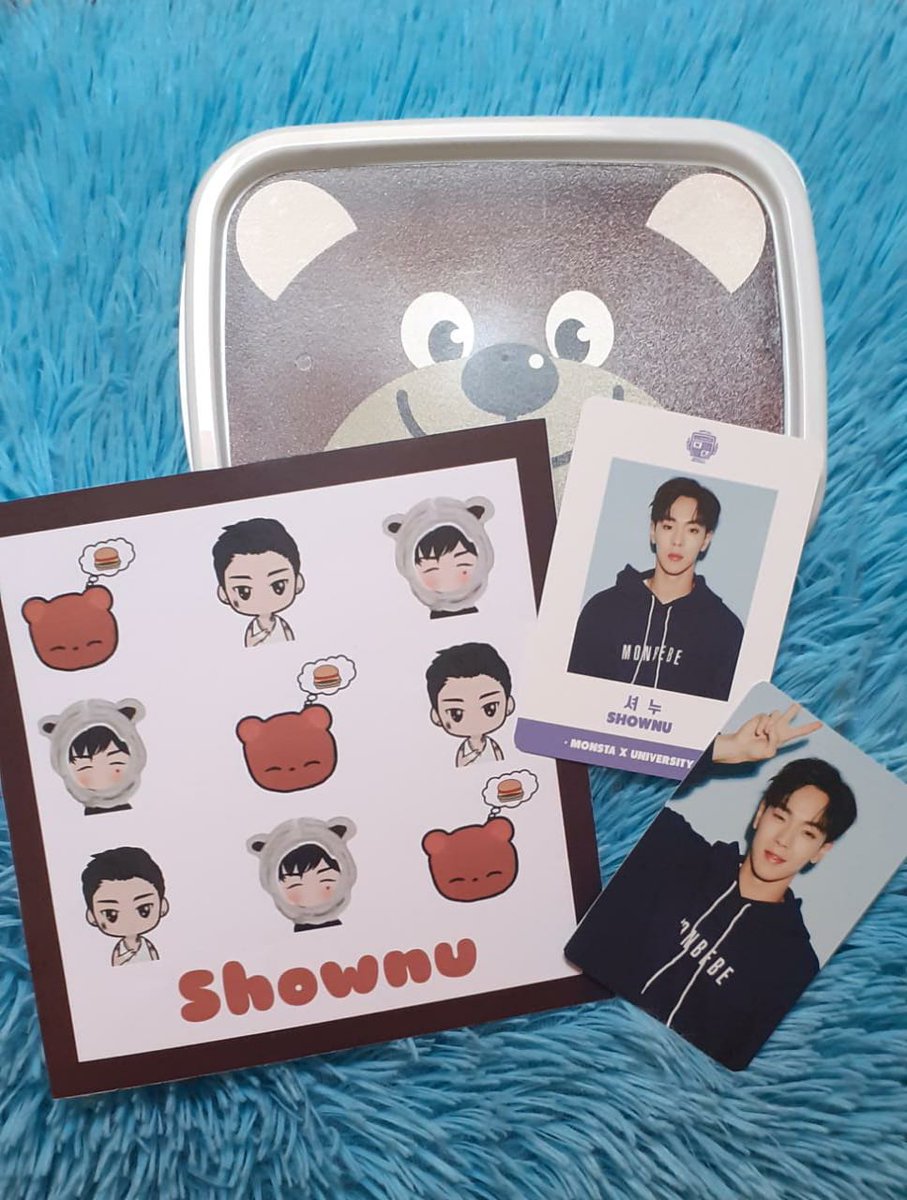 AmayaMoonBi's tweet image. [RIFA ]❣
SET SHOWNU 5TH FANCLUB MONBEBE + ADESIVO FEITO POR MIM
VALOR : R$4,00 CADA NÚMERO 
QUANTIDADE NÚMEROS DISPONIVES: 10 .
#MONSTA_X #MonstaX #monstaxsell 
@OfficialMonstaX #SHOWNU