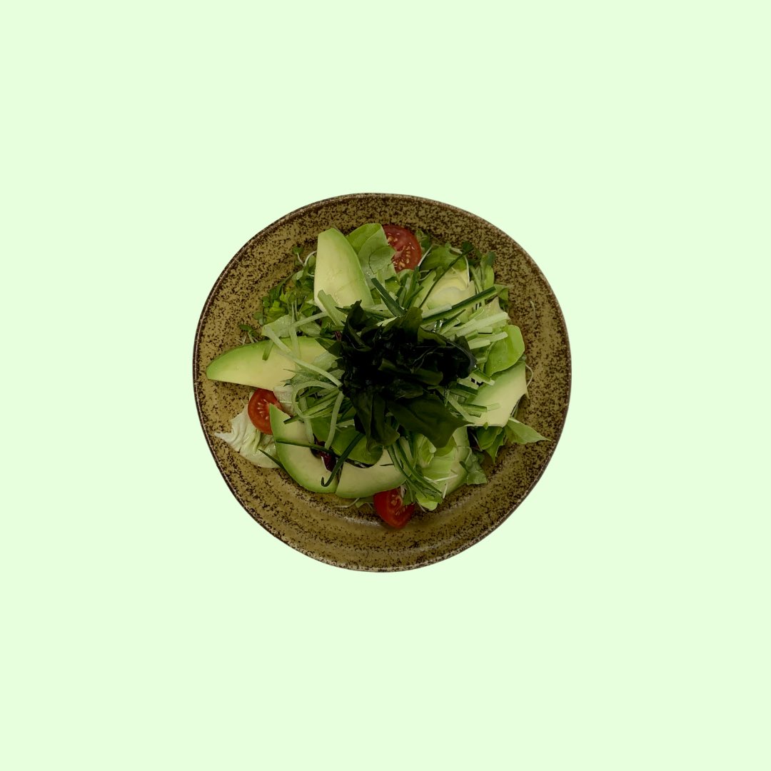 hare_tortoiseuk's tweet photo. Our Green Salad comes with mixed leaves, avocado, cucumber, tomato, and wakame, served with homemade Japanese dressing.

*Our Blackfriars branch is still closed.

#healthylifestyle 
#healthyfood 
#greensalad 
#lockdown
#staysafe 
#stayhome 
#hareandtortoise https://t.co/P3tULoPU7H
