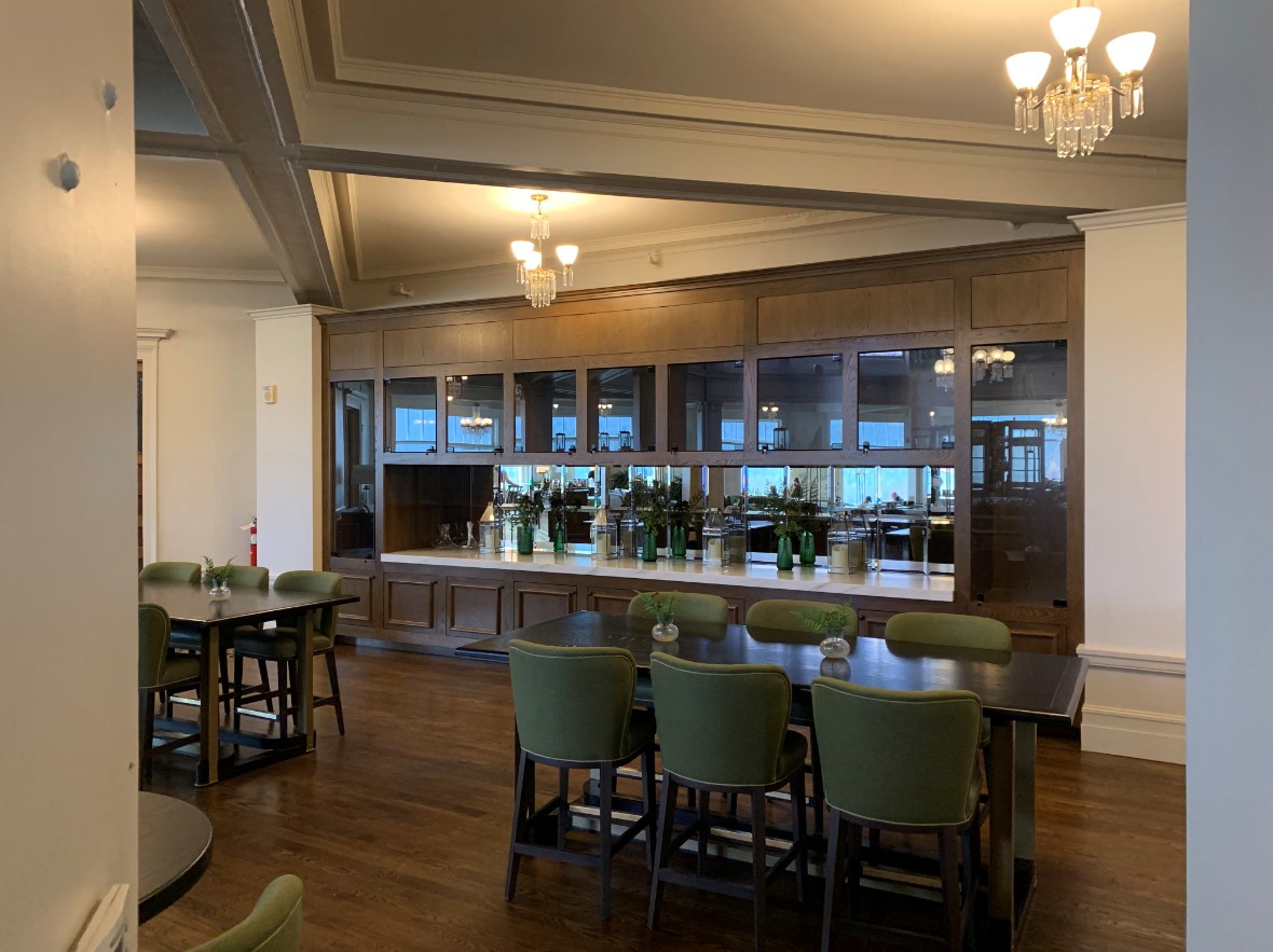 AlleghenyMllwrk's tweet photo. From concept to creation, every detail @OmniMtWashington is first class! 

#alleghenymillwork #projectmanagement #commercialdesign #architecturalwoodwork #metals #stone #glass #construction #contractor #custom #resort #NewHampshire #Omni #TeamAllegheny” https://t.co/h7kk7UYMRO
