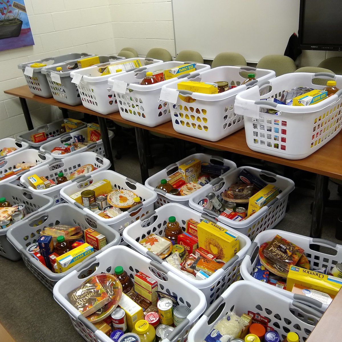 McClureMavs's tweet photo. Thank you to our amazing community for their Thanksgiving basket donations!  Your generosity is so appreciated!
#DareToBeAMaverick https://t.co/5fAQjs0PWK