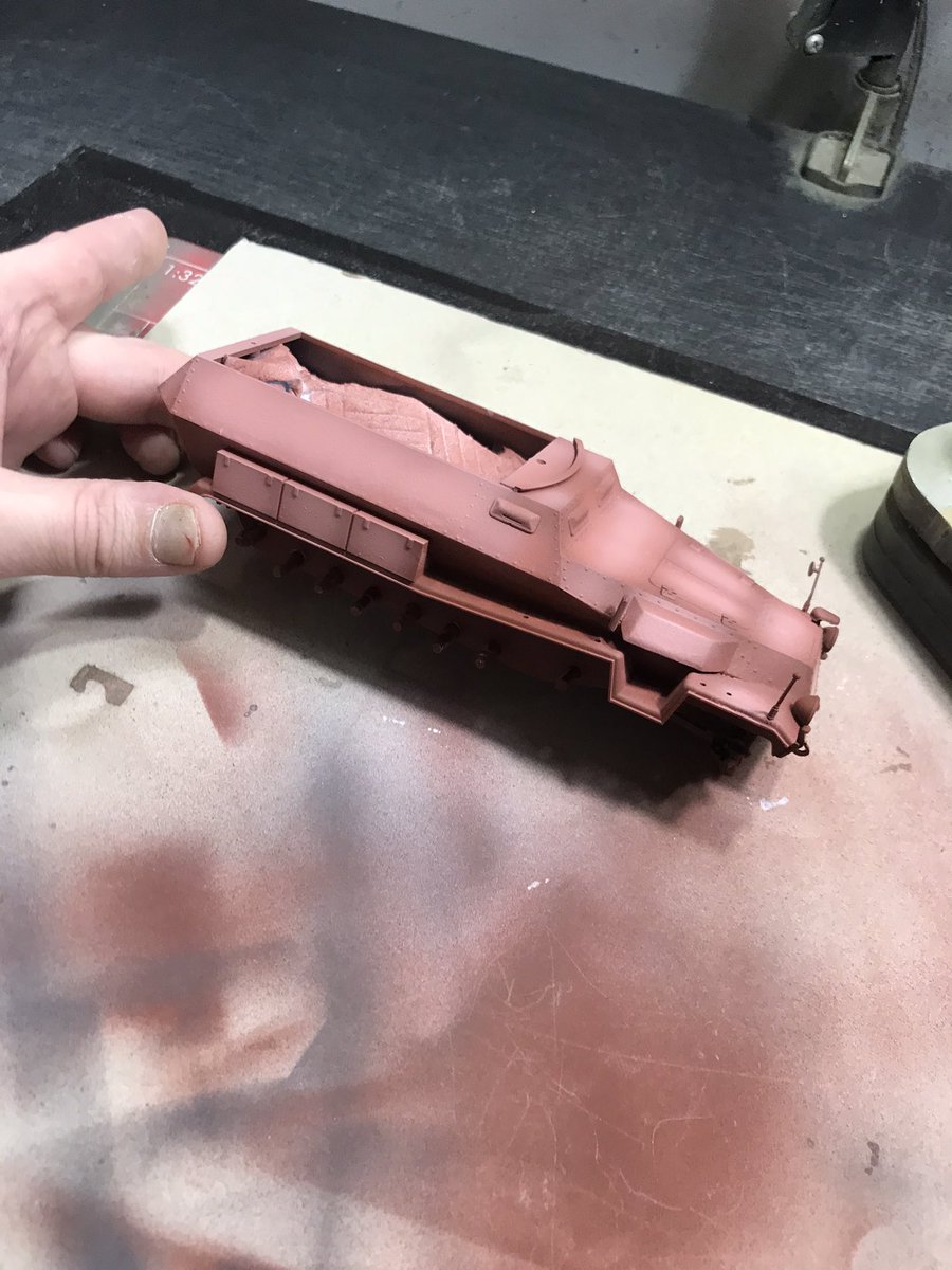 What is it with German armour and wheels 