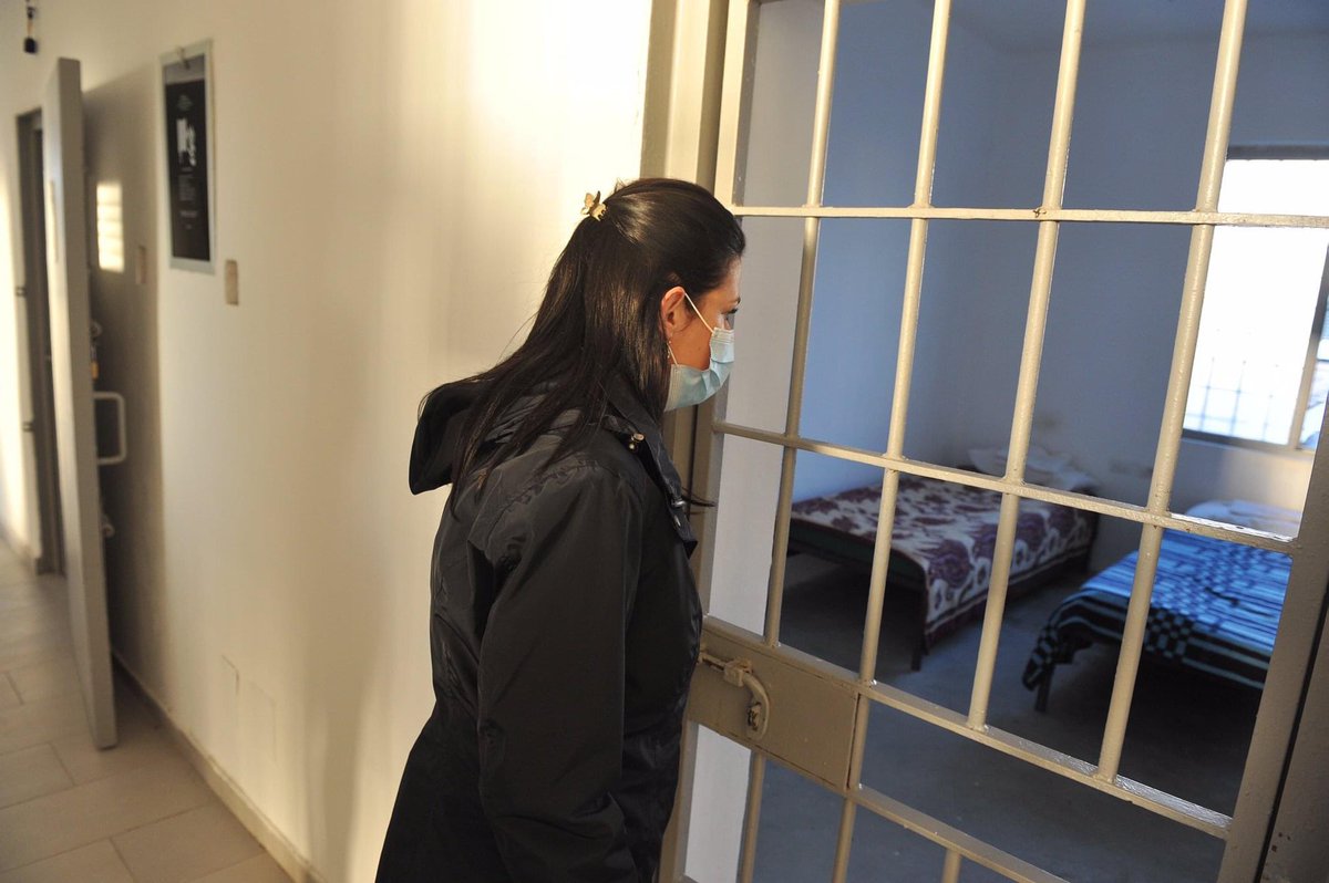 GjonajEtilda's tweet photo. 👉Kemi hapur rrugën për krijimin e institucioneve të reja penitenciare si Institucioni i Hapur.
👉Realizuam ngritjen e komisionit të vlerësimit të rrezikshmërisë së të burgosurve.

👉🏻 https://t.co/43EoQ736cm https://t.co/PvtgFKuB9b