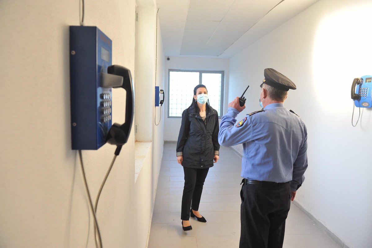 GjonajEtilda's tweet photo. 👉Kemi hapur rrugën për krijimin e institucioneve të reja penitenciare si Institucioni i Hapur.
👉Realizuam ngritjen e komisionit të vlerësimit të rrezikshmërisë së të burgosurve.

👉🏻 https://t.co/43EoQ736cm https://t.co/PvtgFKuB9b