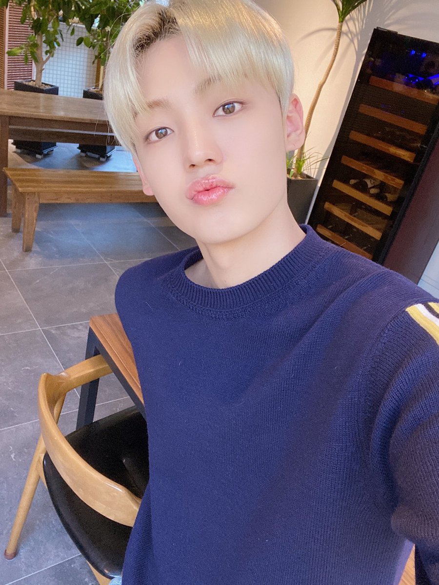 official_ACE7's tweet photo. [#에이스_찬]

오늘 내 하루안에 초이스와 함께한 시간이 많아서 너무너무 행복하다!!!👏🏻
오늘도 고맙고, 사랑해 내 사랑들💛

#ACE #에이스 #CHOICE #초이스 https://t.co/jJ1yiHEbRl