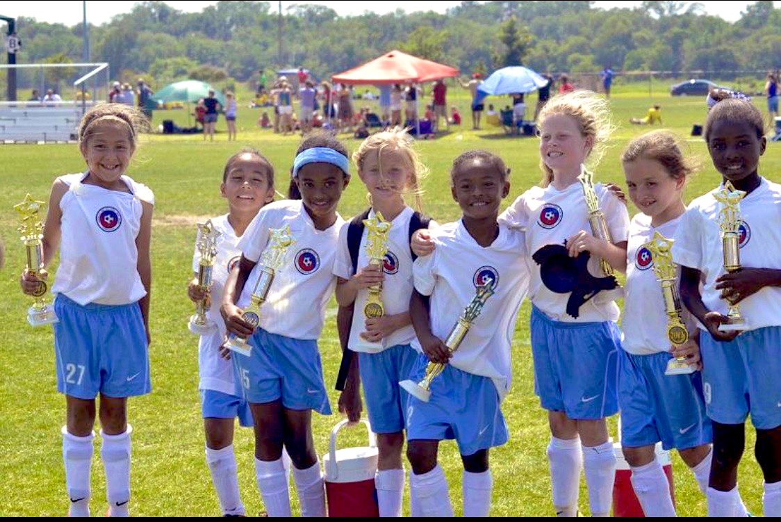 DMissimo's tweet photo. “TBT”- If I told U in 2011..these little girls would grow up &amp; pick the school of their choice, 5 would be USYNT, 3 considered the BEST in 🇺🇸... Would U believe me ? @TopDrawerSoccer @SolarECNL  @uppr90 @solar_soccer @USYNT @TheSoccerWire @DMNGregRiddle @FOXSoccer @SportsStarsTV https://t.co/YC5gIPdh4A