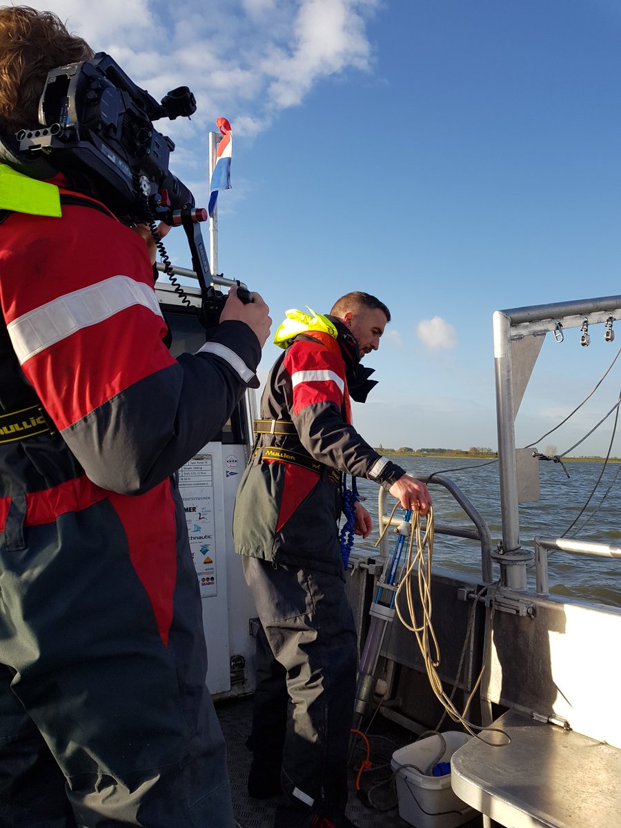 Shooting day 2! IBED film in the making 🎥🚢 @FAME_IBED_UvA <a href="/EcologieMM/">Harm van der Geest (ecologie Markermeer)</a>