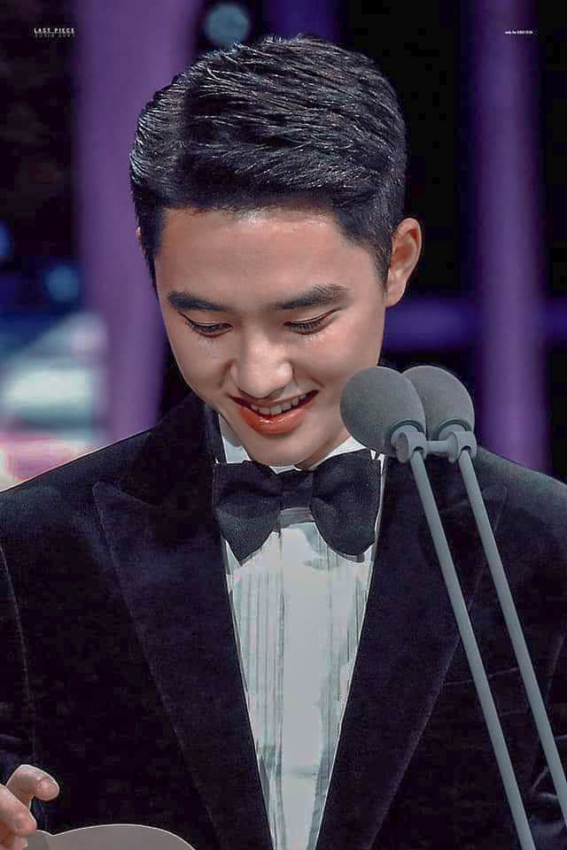 shelovesdyo's tweet photo. KYUNGSOO IS BORN TO BE A STAR. PERIOD. https://t.co/R3bA66F1Sj