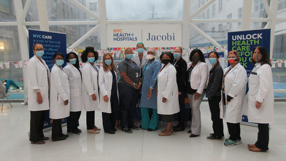 NYCHealthSystem's tweet photo. We wish all of our #NursePractitioners – especially this group from NYC Health + Hospitals/Jacobi #inTheBronx – a very happy #NursePractitionersWeek! Thank you are all your dedicated work.
#NPW2020 https://t.co/6XTC6LIjZZ