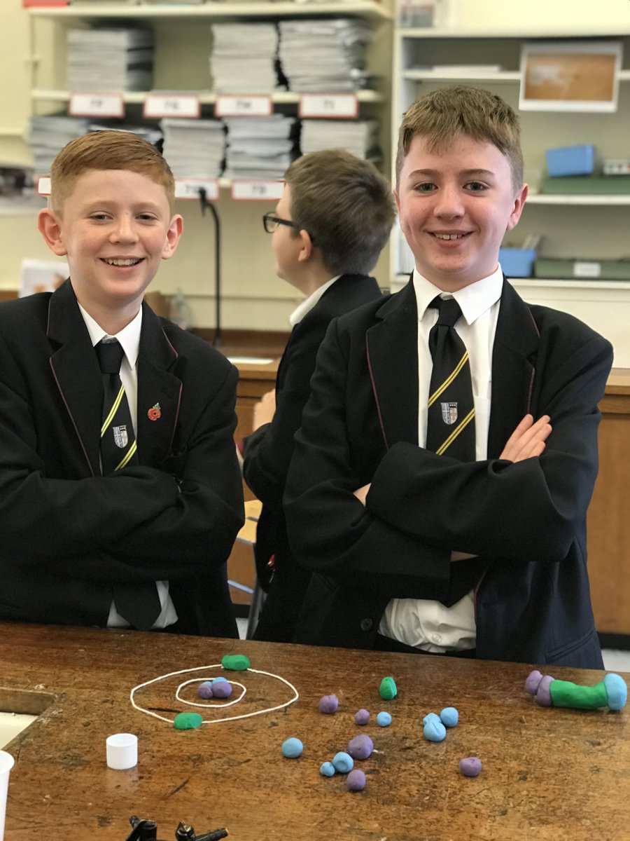 RBHSScience's tweet photo. Mrs Hussain's 7B science class have loved making models of the atom today! #ScienceSuperstar https://t.co/ktXw3aTUYa