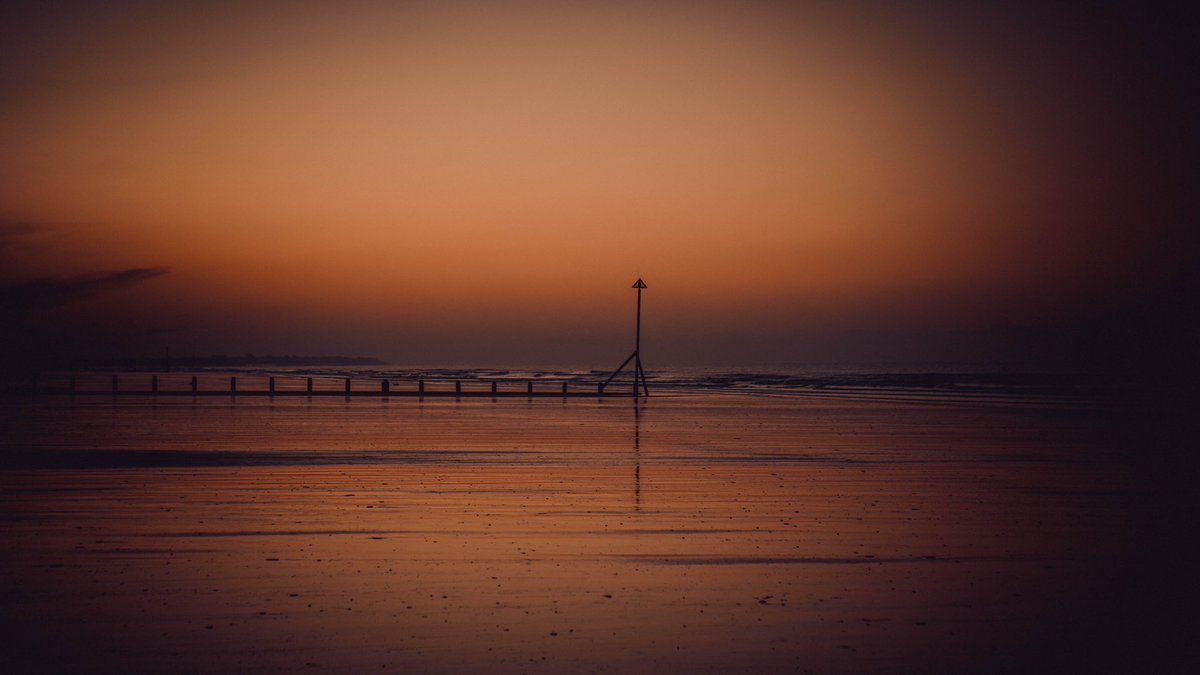 Moody autumn morning earlier in the week. #sunrise #beach #witterings #sussex