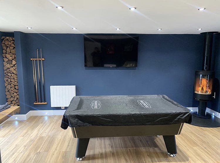 cJfires's tweet photo. Another excellent installation of our Purevision PVR Cylinder Stove, creating the ultimate mancave. π₯π₯
#charltonandjenrick #mancave #featurefire https://t.co/Yr7D44FRri