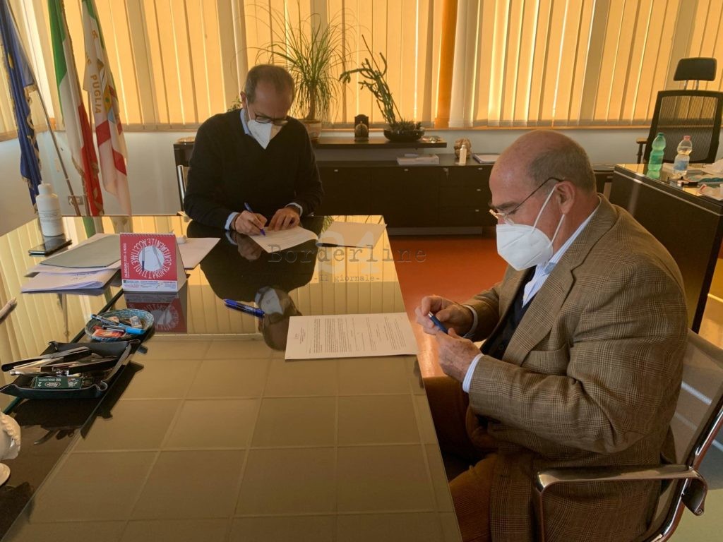 Borderline_24's tweet photo. #Bari, il San Paolo diventa #Ospedale #Covid: il professore #Angarano alla guida 
https://t.co/cODq02LjDI
#SanPaolo https://t.co/h9Ftd8mIgx