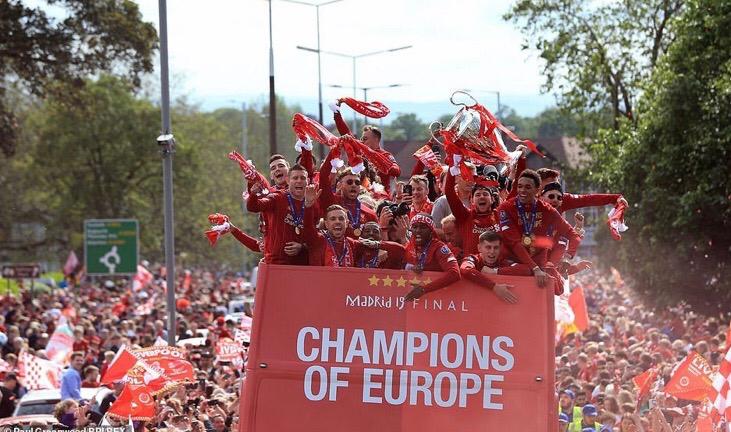 TheBusBusiness's tweet image. A parade through Abergele for the @imacelebrity winner? Maybe we can help? @ITV @thismorning @realshanerichie @MrsGiFletcher #imaceleb #abergele
