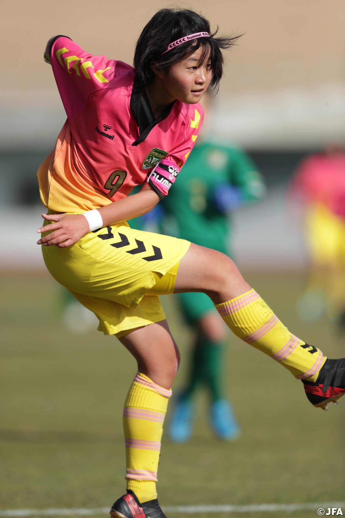 女子サッカー　エロ #宮澤ひなた 選手が 冬の高校選手権(#全日本高等学校女子サッカー選手権大会) の印象を語ってくれました。  ぜひ「なでしこブログ」をご覧ください！ 当時(2017.12.30)のJFAオフィシャル写真をご紹介📸  今年度の大会は2021/1/3(日)に開幕します ...