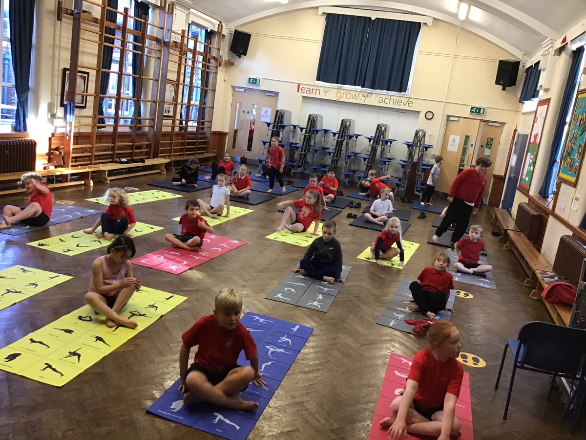 MrsRoose1's tweet photo. 3AG&amp;3G have been taking part in Yoga today in P E. It has been brilliant fun. https://t.co/Yrlj59Mq3q