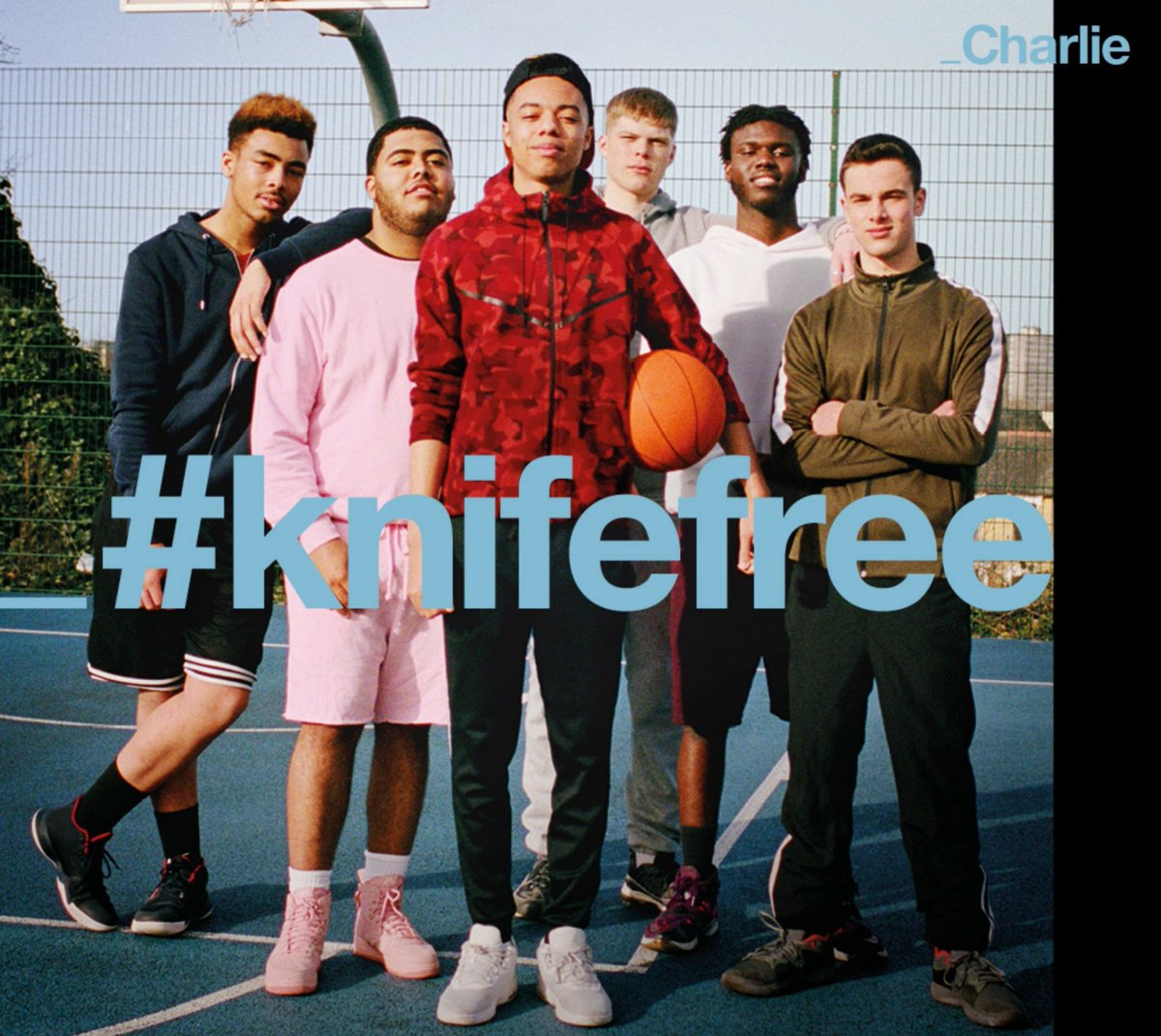 MT <a href="/WokingBeat/">Woking Beat (Surrey Police)</a>:

As a community, we can all work together to tackle knife crime.

There is support and guidance available for people who don’t want to carry knives.

We all want #Woking to be #knifefree.

Check out knifefree.co.uk for help and advice.