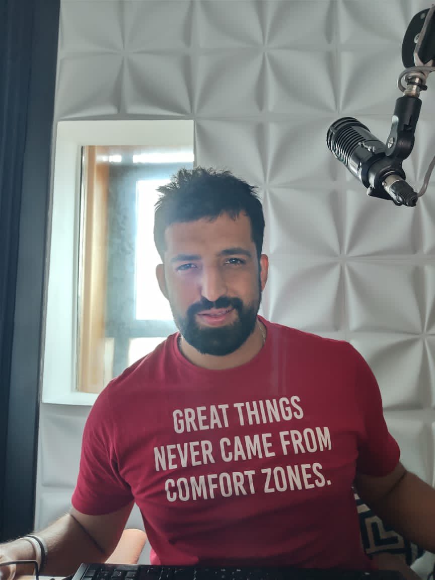 EastFMKenya's tweet photo. Win Kes. 3000 daily. Join @vikashpattni every Monday to Friday on the Hometime from 3pm to 7pm!
A dose of humour and entertainment!
#EastFmKenya #RadioAfrica #hometime #EastFm #Hometime #DriveShow #DriveRadio https://t.co/q37eqeb4nj