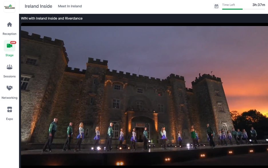 HattyDavis's tweet image. I had goose bumps the entire time watching the FANTASTIC @Riverdance's performance during #IrelandInside 🍀
