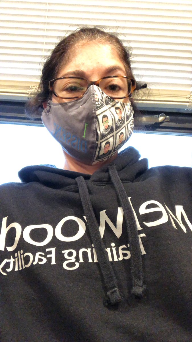 rorishapiro1's tweet photo. Full eye exam time!
#eyedr 🕶👓 https://t.co/yeBlfrM6VX