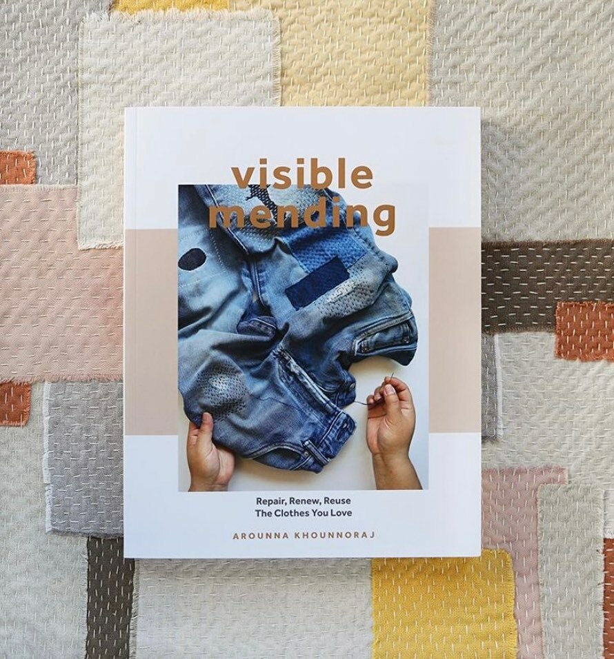 QuadrilleCraft's tweet photo. 🎉 Happy Publication Day to @bookhou and Visible Mending! 

Visible Mending is a modern guide to repairing, refreshing and repurposing the garments you love. Through this book, Arounna celebrates mending as a craft as she demonstrates how you can reco… https://t.co/np7tGykZIm https://t.co/teEUQztlJa